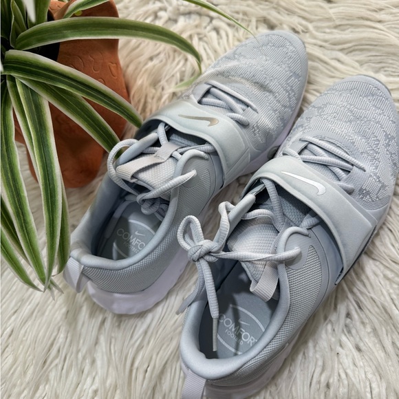 New🌿Nike Renew In-Season TR 12 - Picture 13 of 13